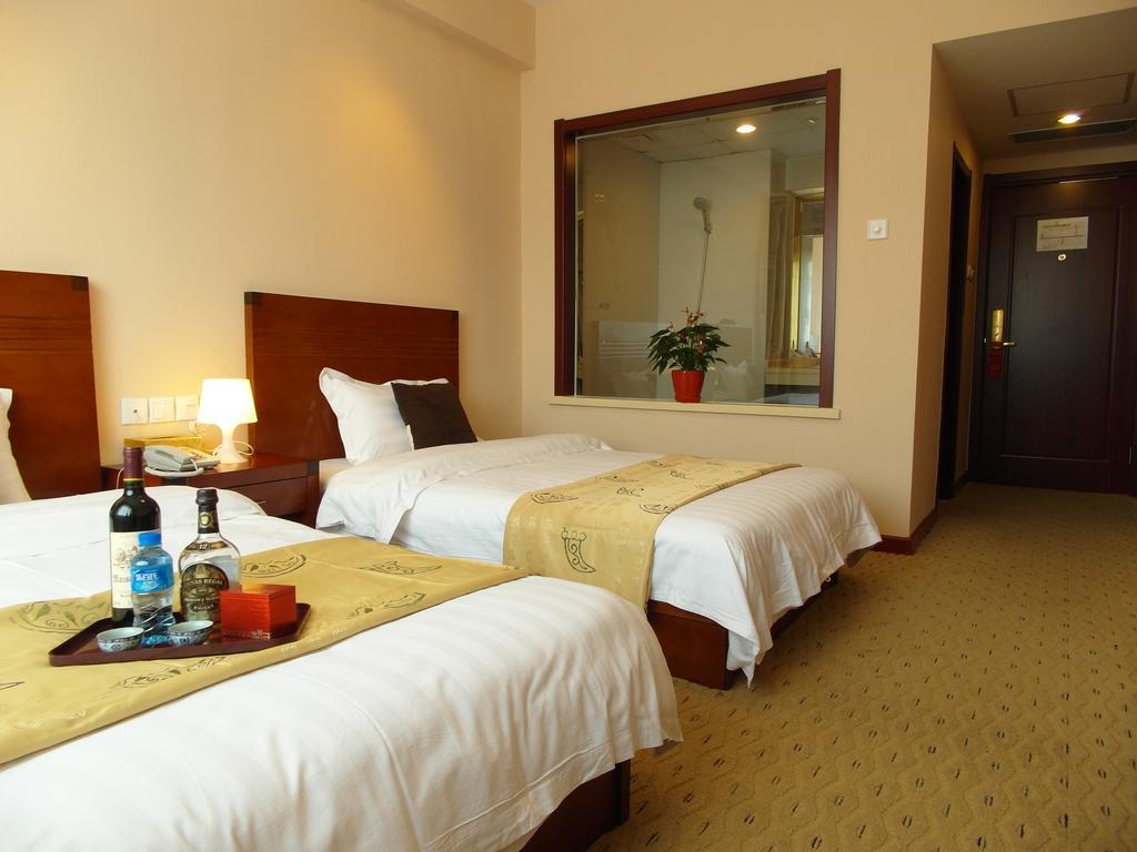Tianjin Jinma Hotel Oda fotoğraf